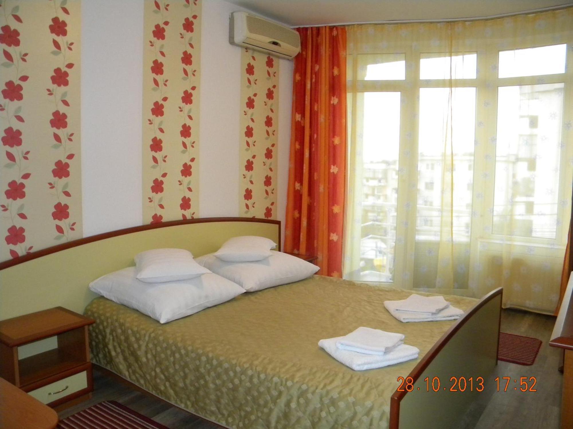 Vila Meteor Bed & Breakfast Cluj-Napoca Room photo